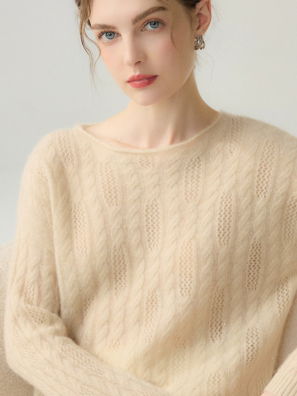 Women's Fall Winter Oversized Cutout Relaxed Sweater Knit Pullover Top for Casual Outfits Spring Travel Office Everyday