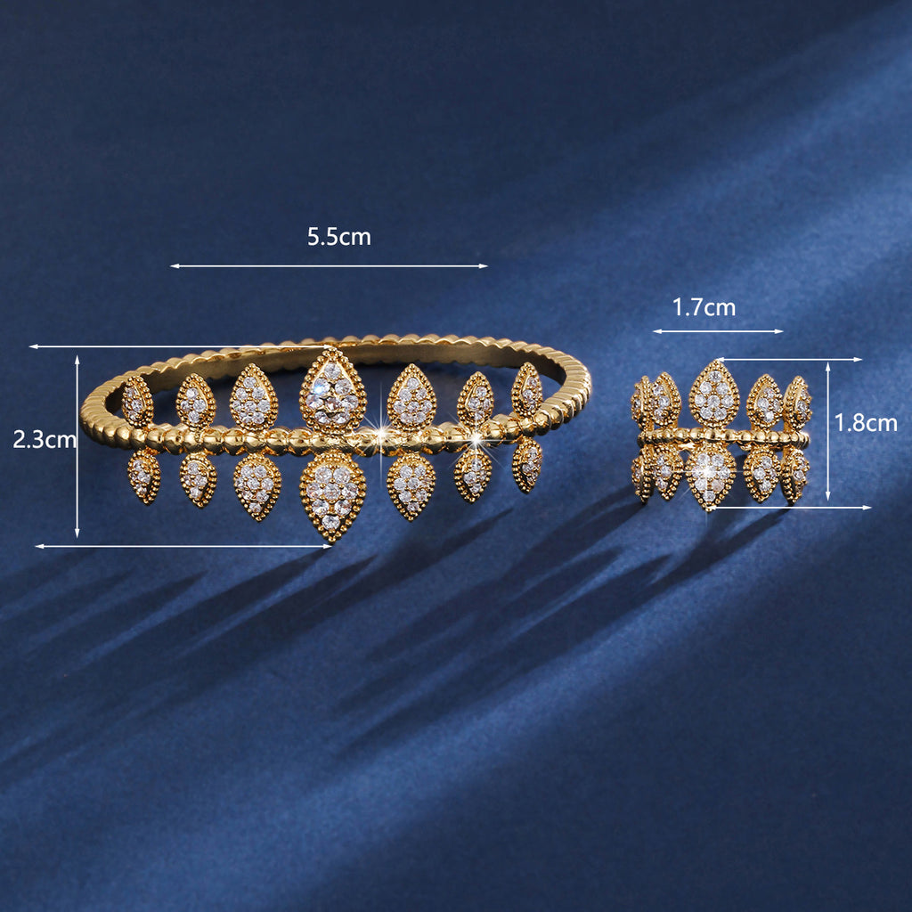 Retro cuff bracelet by Yoshan, detail view 5