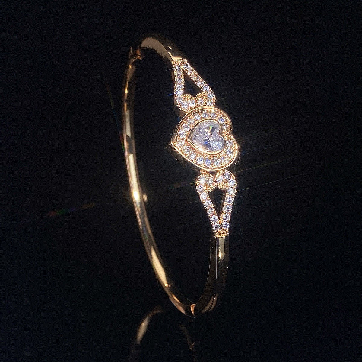 Cuff bracelet by Yoshan, detail view 5