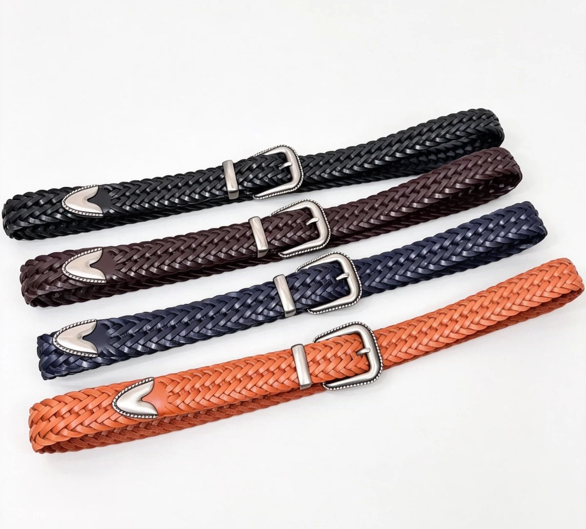 Women's Pin Buckle Woven Handcrafted Oxidized Leather Retro Casual Waist Belt for Date Night Gift Party Versatile Designer Office Everyday