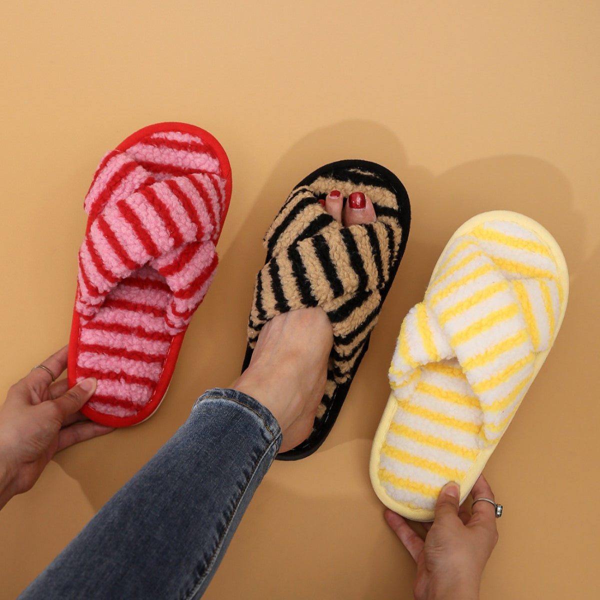 Women's Plush Slippers Outdoor Mules Casual Everyday Wear Womenswear