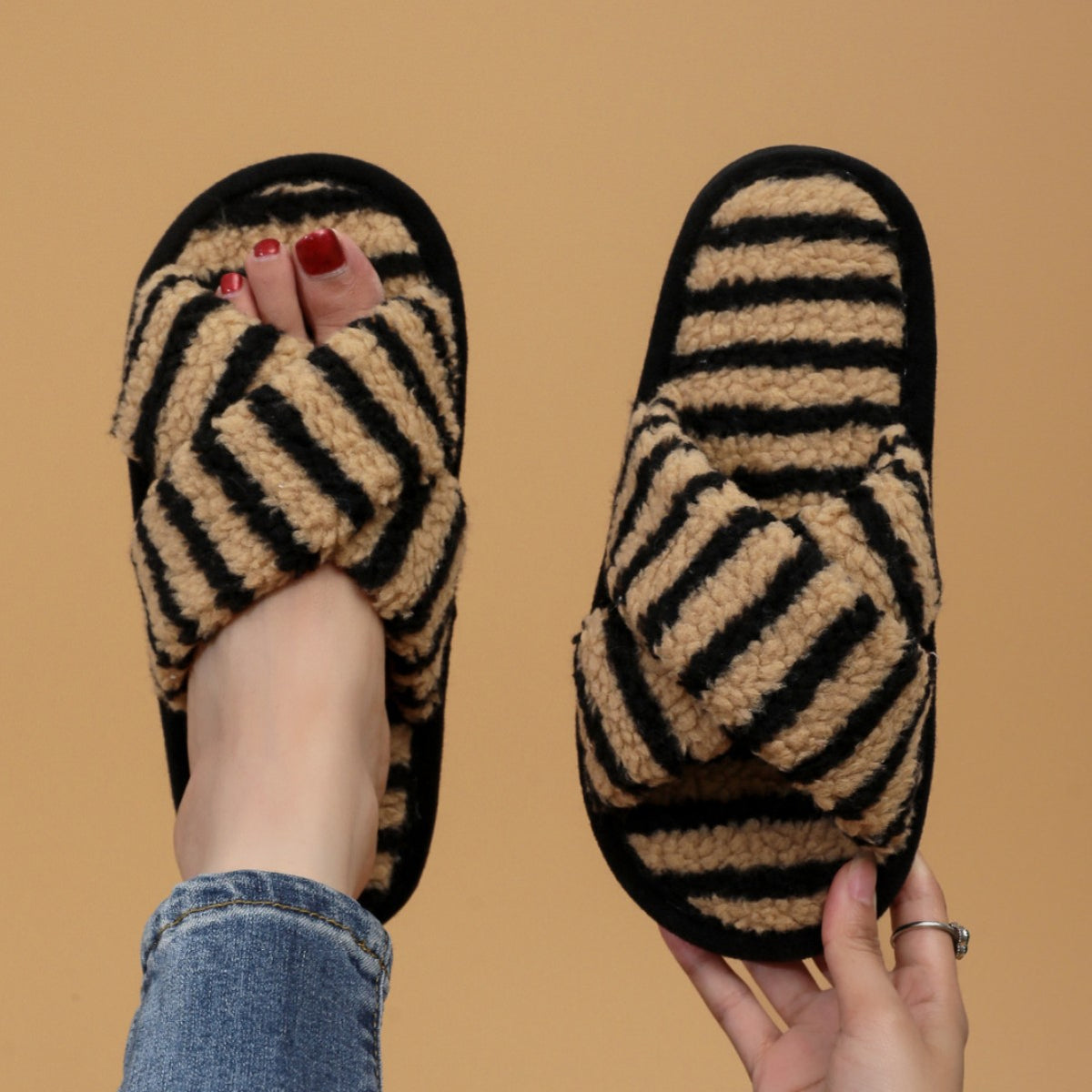 Women's Plush Slippers Outdoor Mules Casual Everyday Wear Womenswear