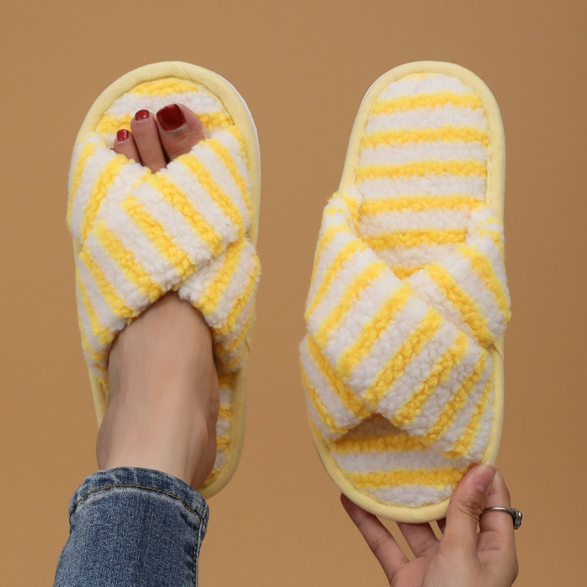 Women's Plush Slippers Outdoor Mules Casual Everyday Wear Womenswear