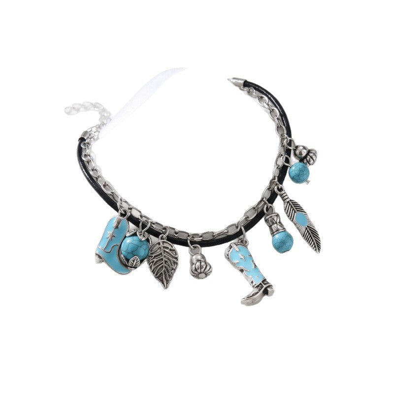 Retro cuff bracelet by Yoshan, detail view 6