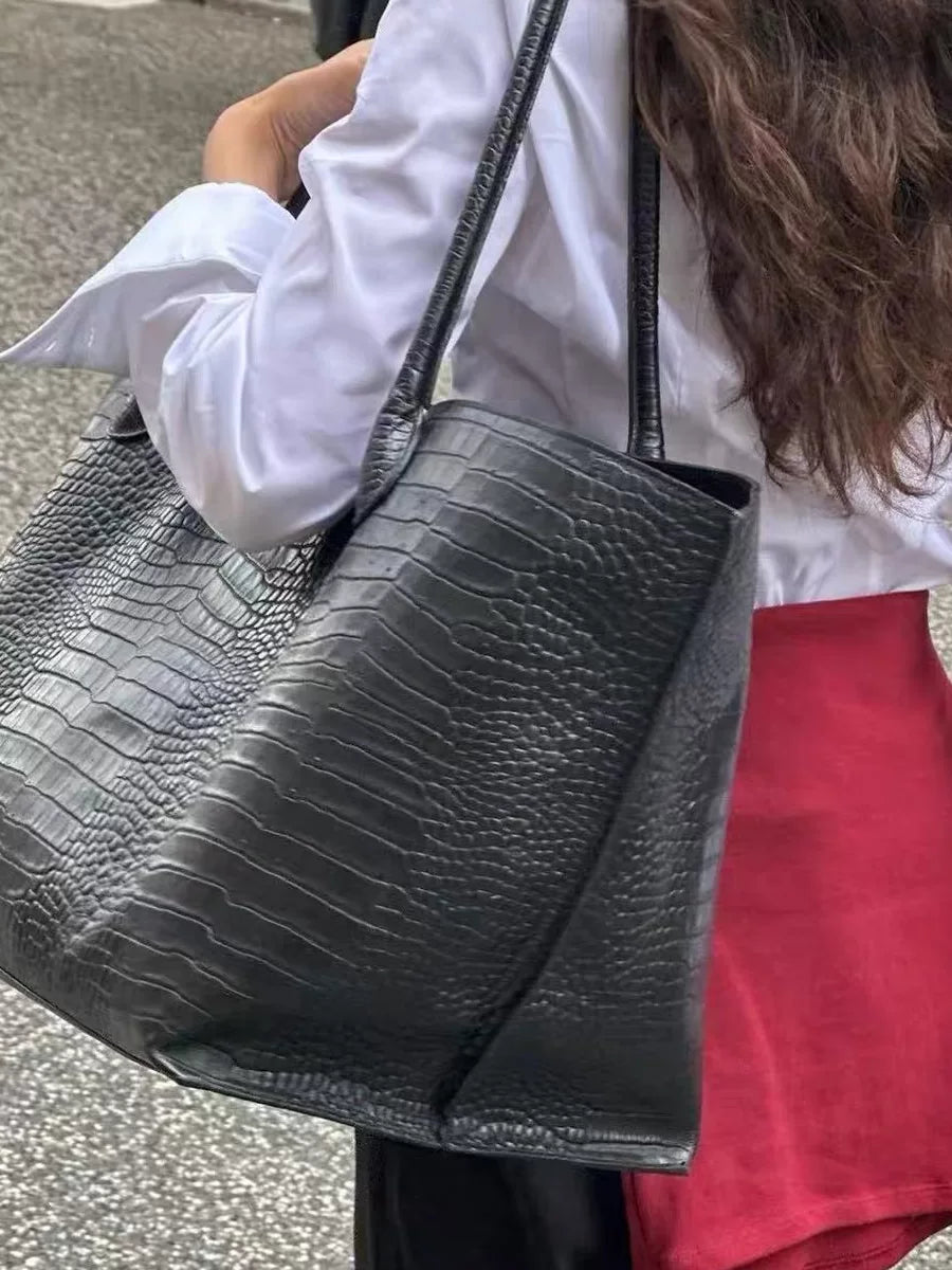 Women's Large-capacity Fall Winter Office Dark Workwear Shoulder Bag Work Travel Everyday Purse