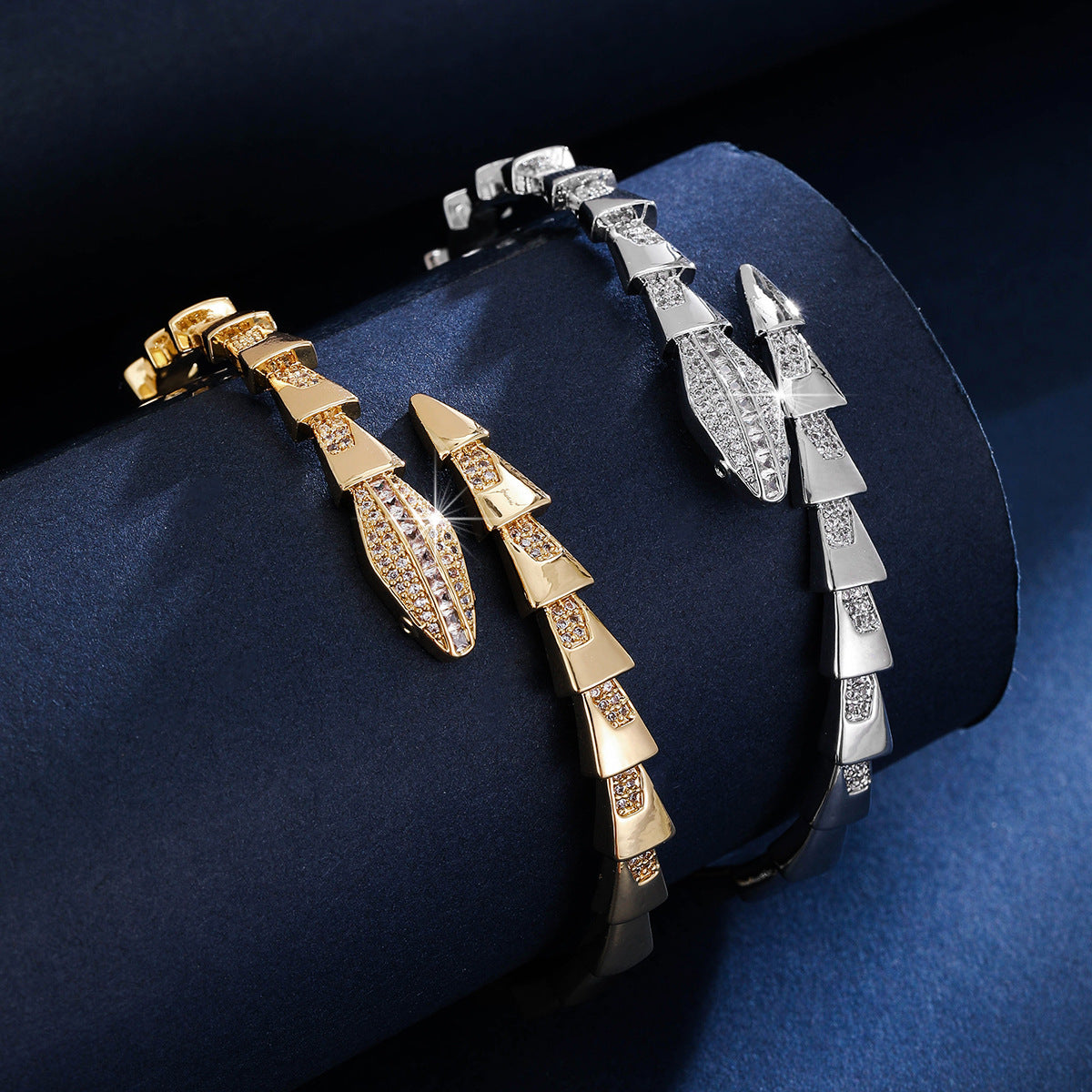 Cuff bracelet by Yoshan, detail view 5