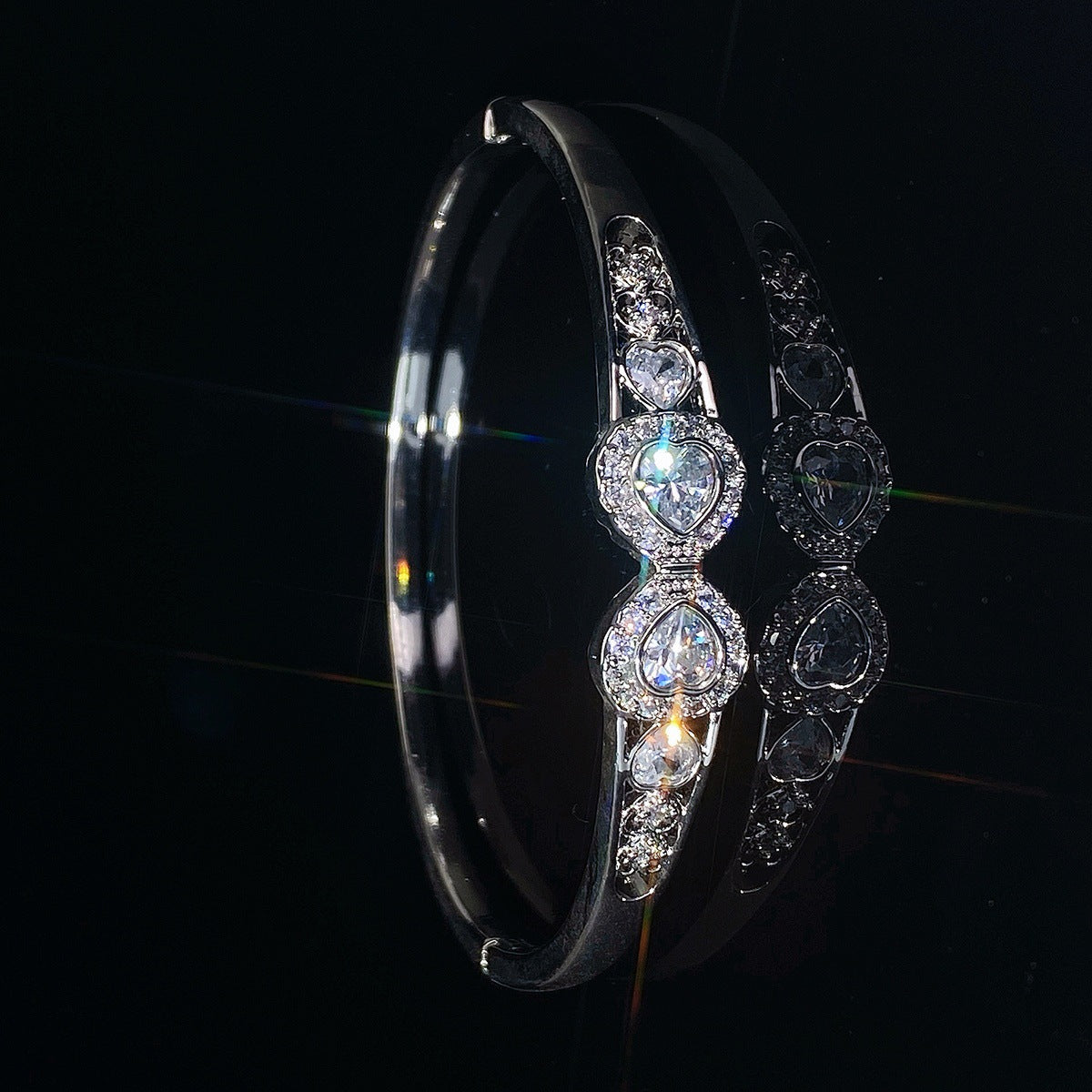 Cuff bracelet by Yoshan, detail view 4
