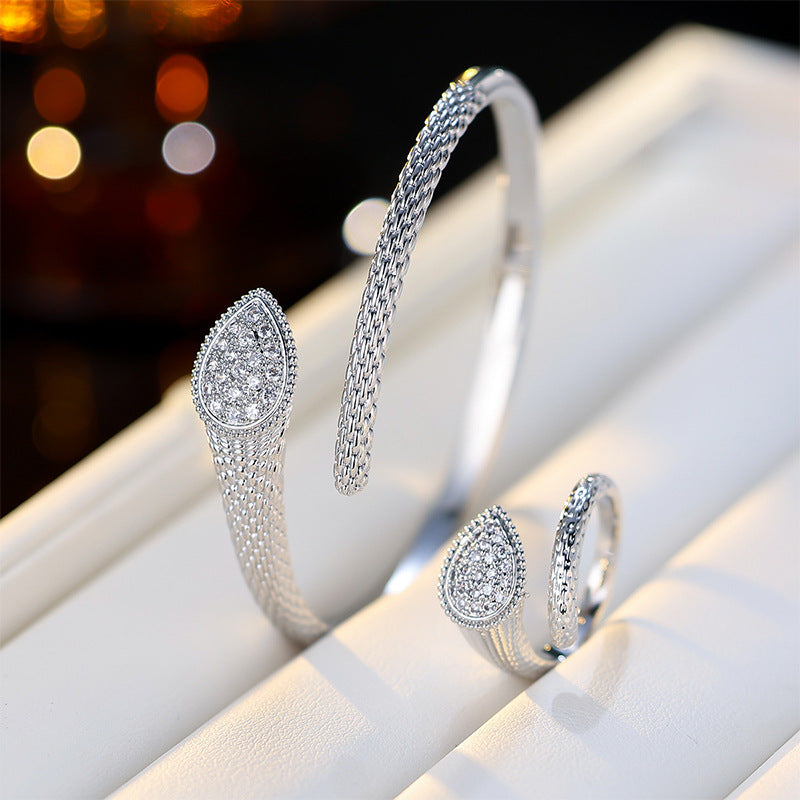 Minimalist cuff bracelet by Yoshan, detail view 7