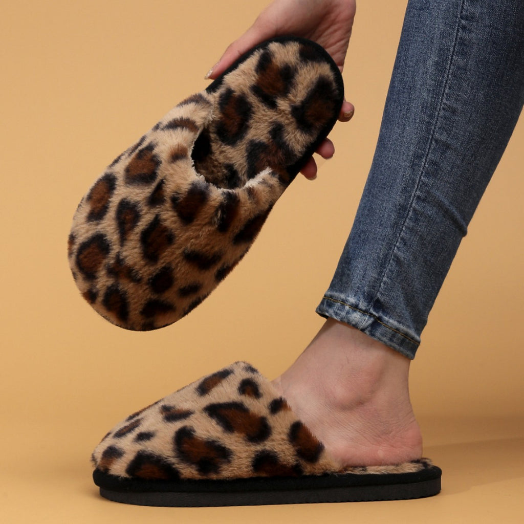 Women's Closed Toe Fleece-lined Soft Sole Slippers Outdoor Mules