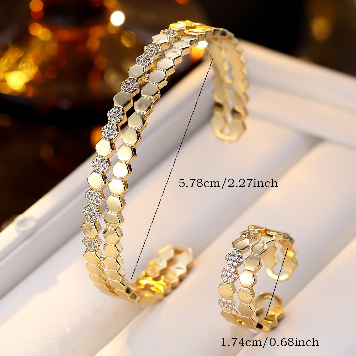 Geometric jewelry set by Yoshan, detail view 5