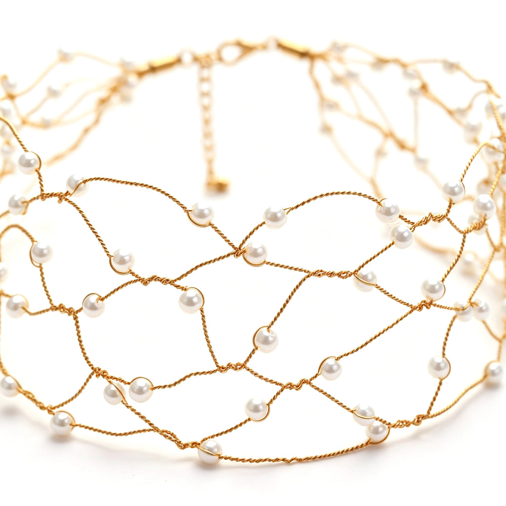 Pearl cutout necklace by Yoshan, detail view 3