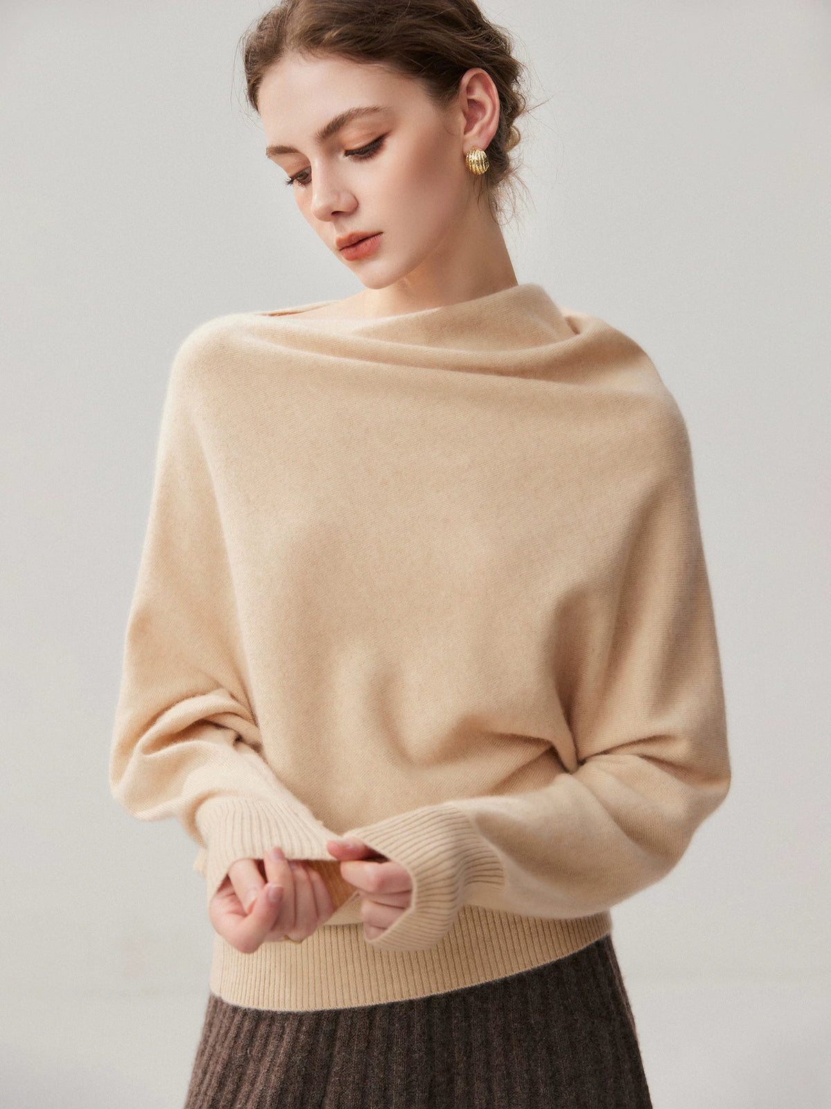 Women's Wool Fall Winter Slim-Waist Pink Open-Back Long Sleeve Asymmetric Cowl-Neck Sweater Knit Pullover Top for Casual Outfits Spring Travel Office Everyday