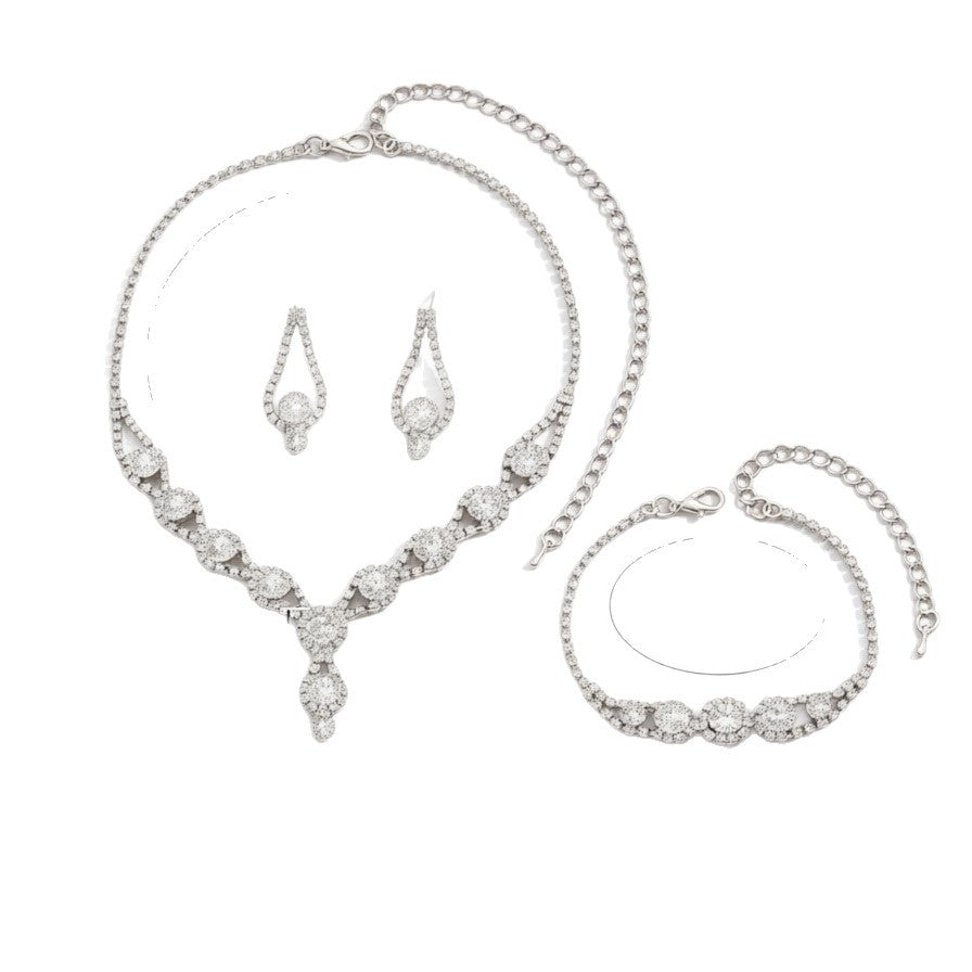 Crystal geometric drop earrings by Yoshan, detail view 12