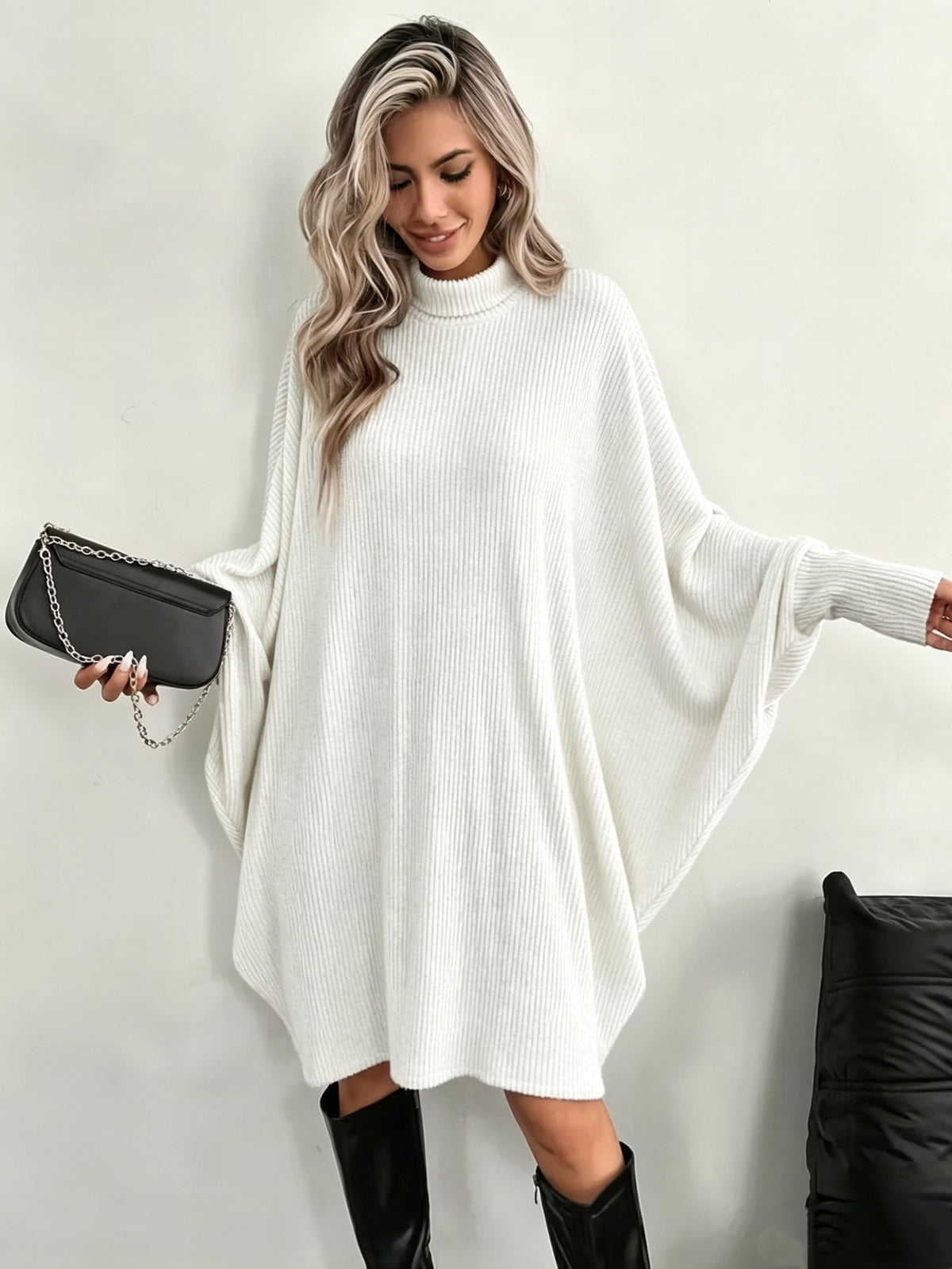 White / L