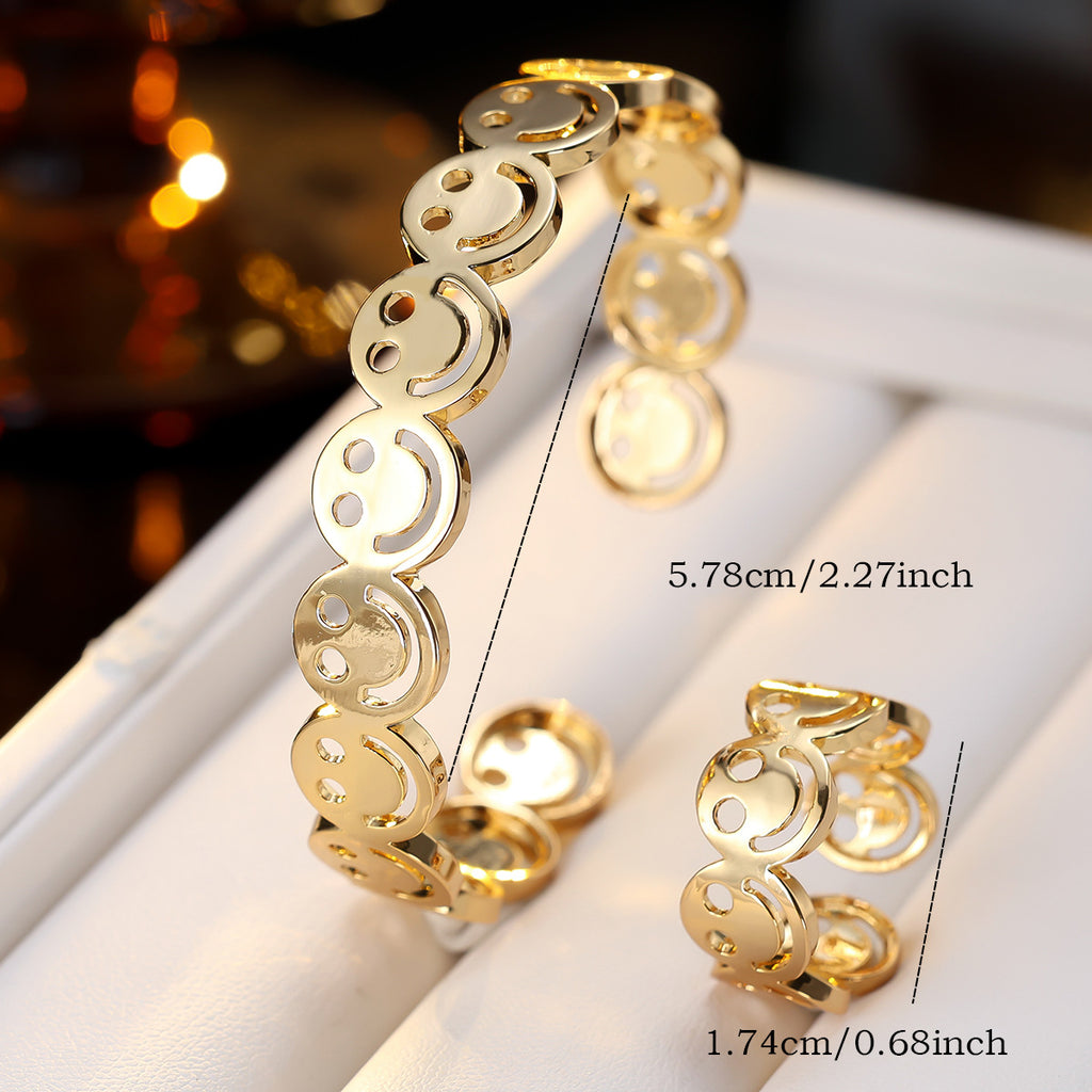 Cutout jewelry set by Yoshan, detail view 5