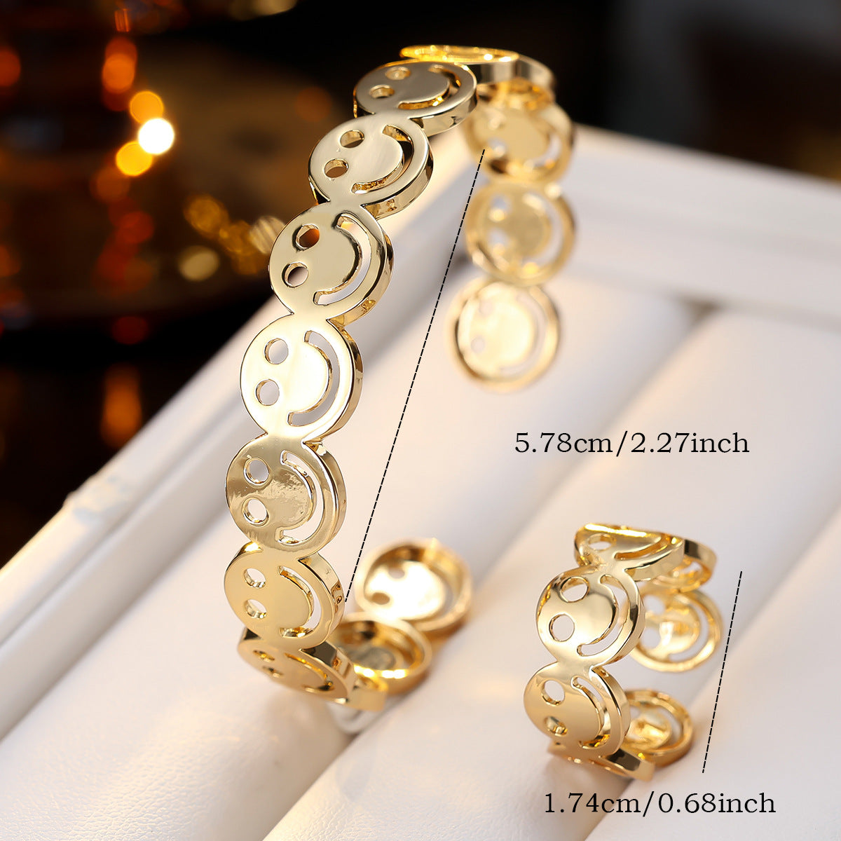 Cutout jewelry set by Yoshan, detail view 5