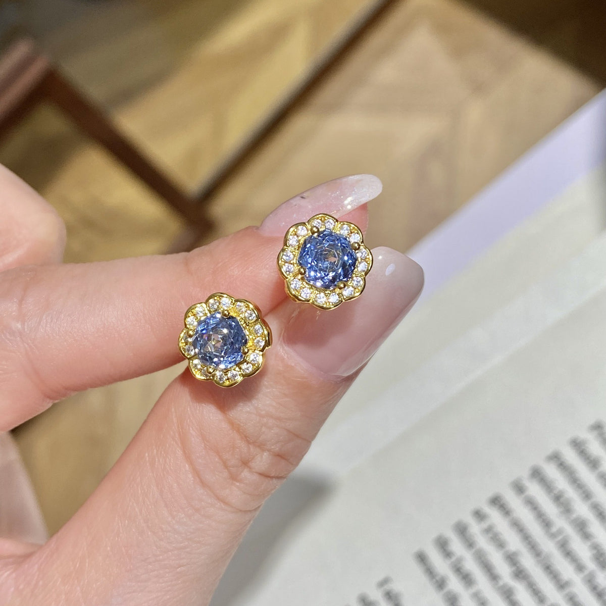Yellow Gold Blue jewelry set by Yoshan