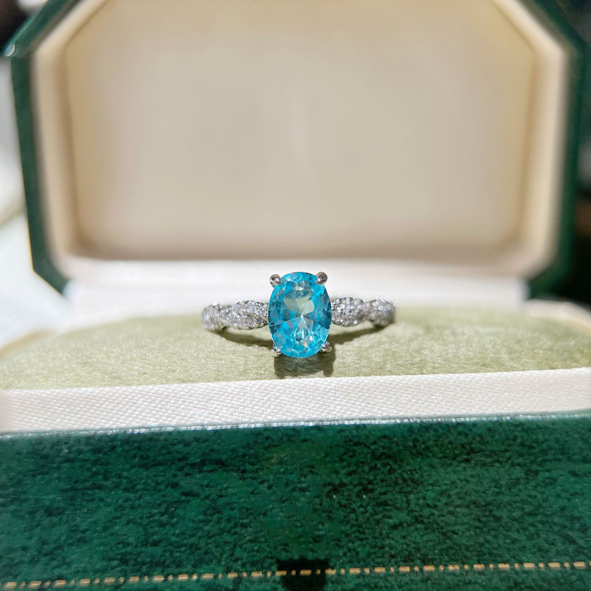 Blue jewelry set by Yoshan