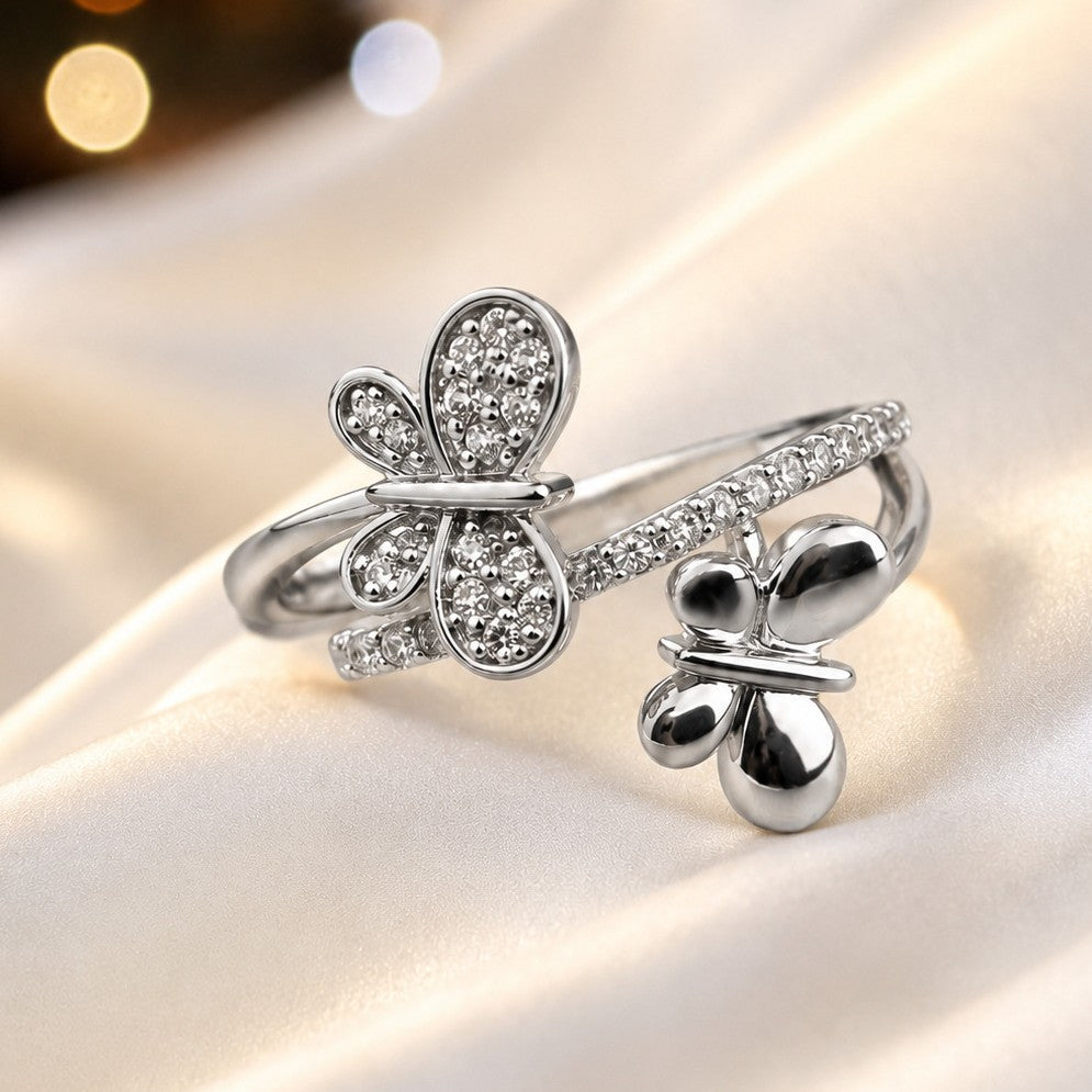 Cubic zirconia jewelry set by Yoshan, detail view 6