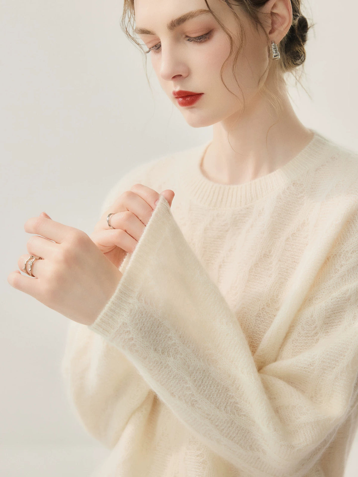Women's Fall Winter Oversized Relaxed Sweater Knit Pullover Top for Casual Outfits Spring Travel Office Everyday Date Night