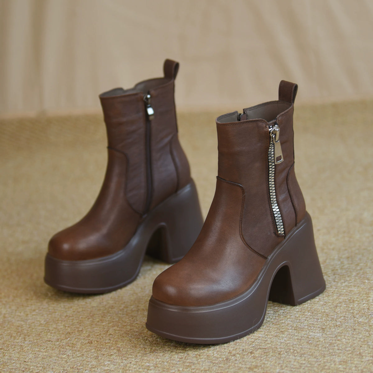 Brown (fleece lining) / EU 34