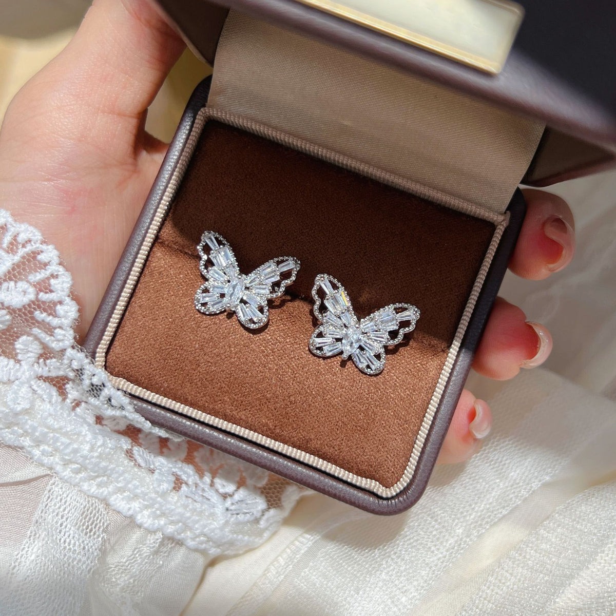 Stud earrings by Yoshan