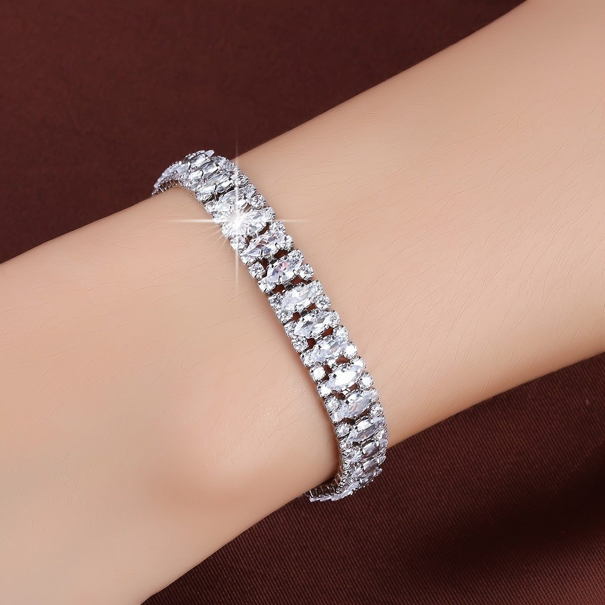 Silver - White jewelry set by Yoshan