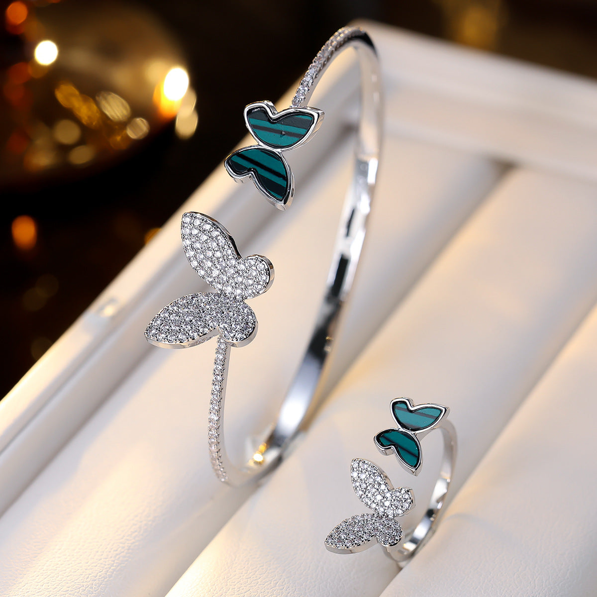 Cuff bracelet by Yoshan, detail view 4