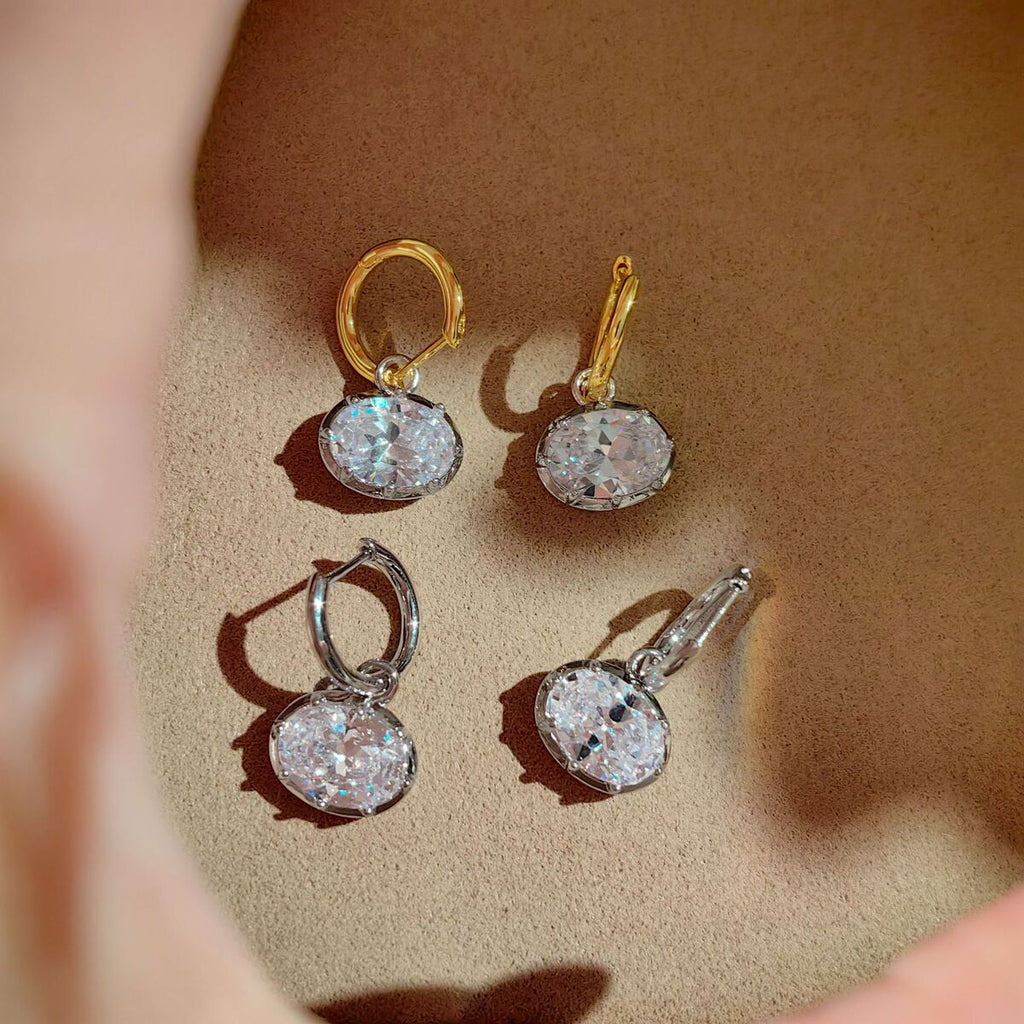 Stud earrings by Yoshan