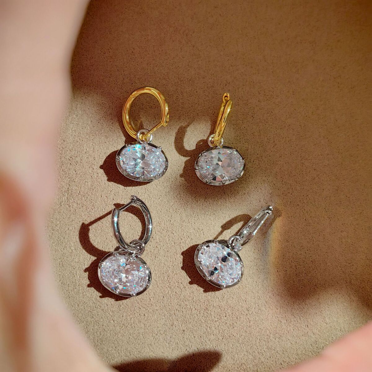 Stud earrings by Yoshan