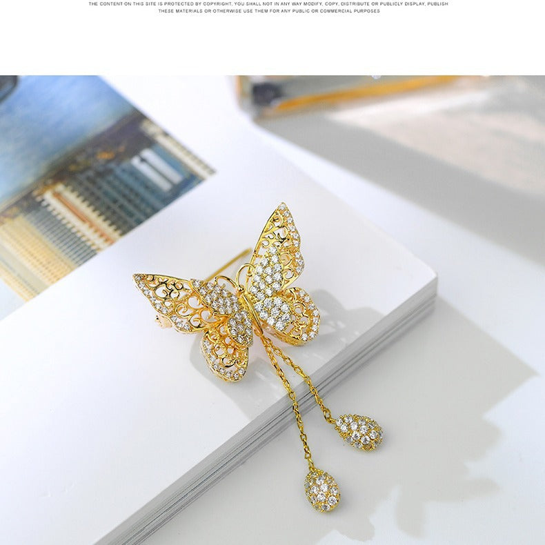 Gold tassel jewelry set by Yoshan