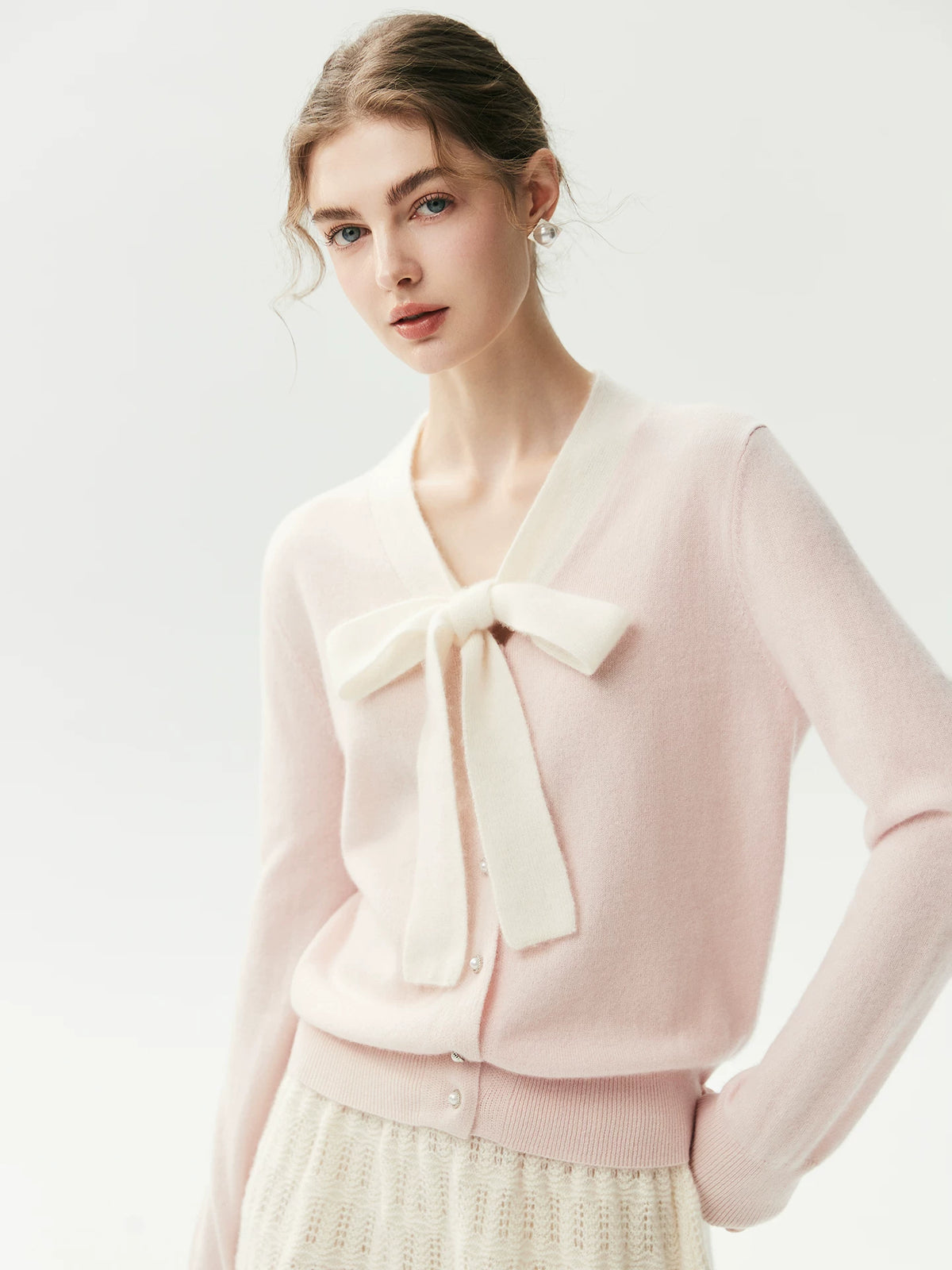 Women's Wool Bow Oversized Long Sleeve Sweater Knit Pullover Top for Fall Winter Spring Travel Office Everyday Date Night
