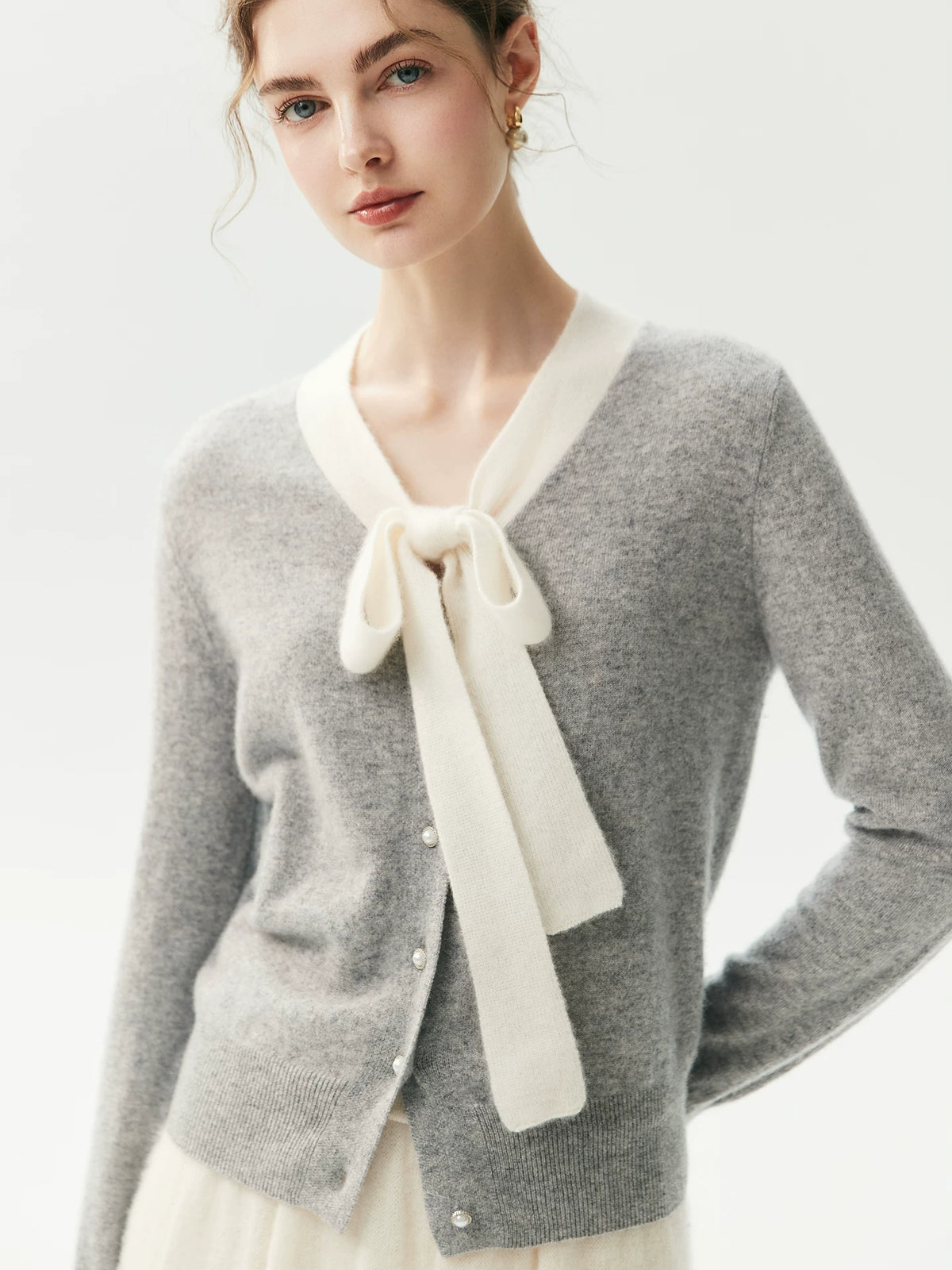 Women's Wool Bow Oversized Long Sleeve Sweater Knit Pullover Top for Fall Winter Spring Travel Office Everyday Date Night