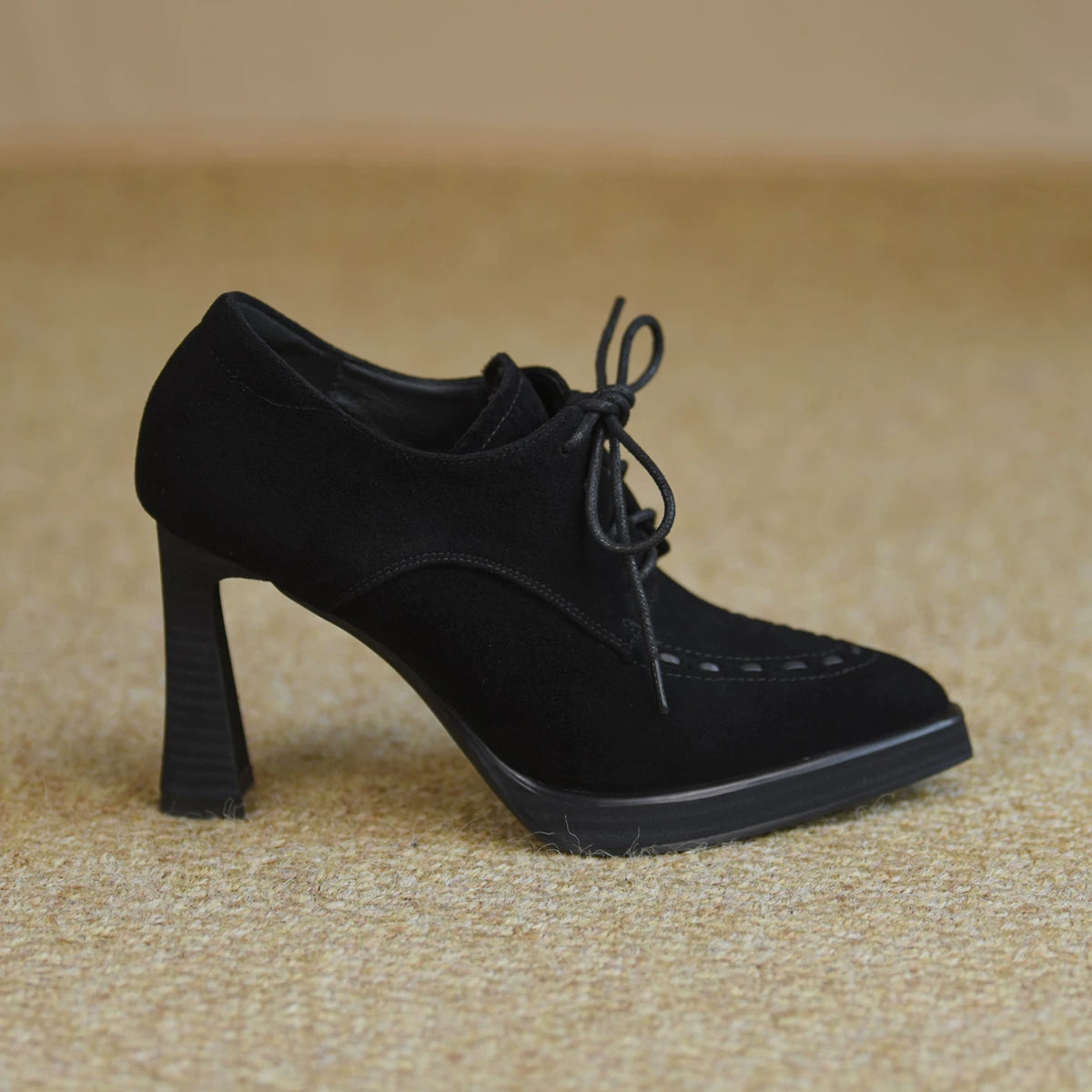 Women's Chunky Sole Pointed Toe Block Heel High Heel Lace-Up British-Style Pumps Closed-Toe Dress Heels Wedding Guest Cocktail Party