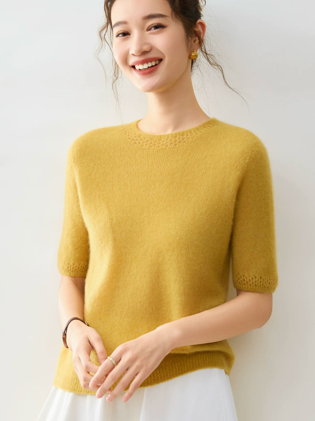 Women's Fall Winter Cropped Cutout Sweater Knit Pullover Top for Casual Outfits Spring Travel Office Everyday