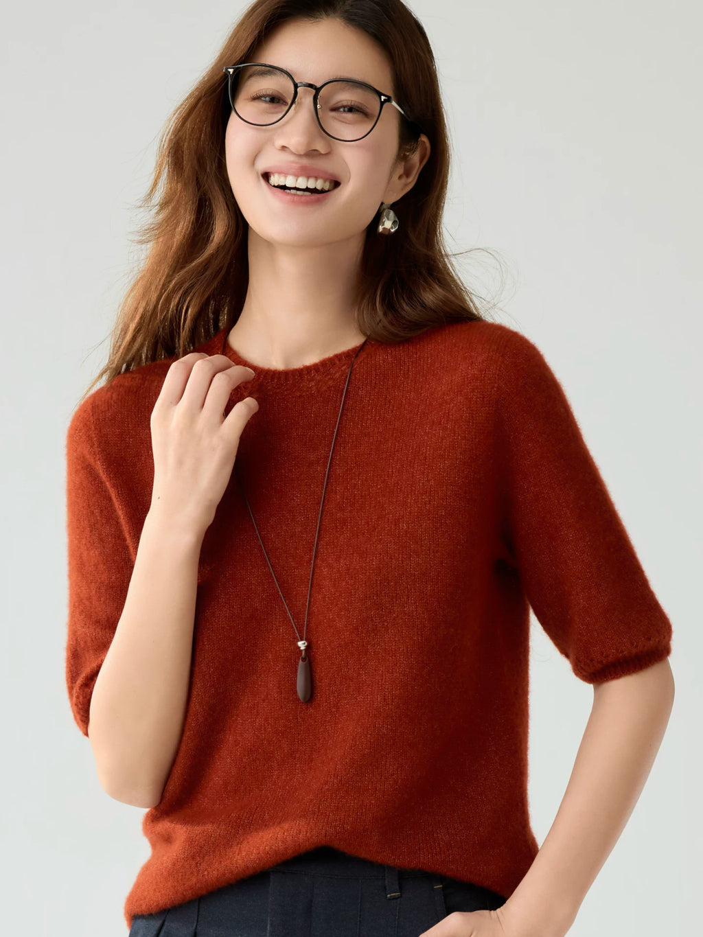 Women's Fall Winter Cropped Cutout Sweater Knit Pullover Top for Casual Outfits Spring Travel Office Everyday