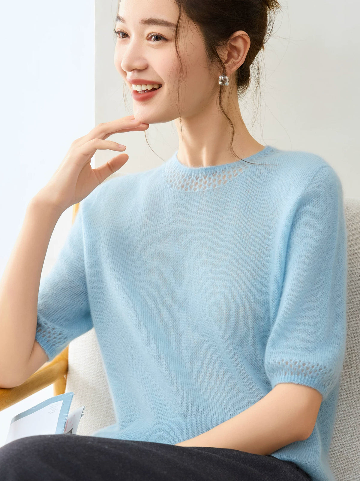 Women's Fall Winter Cropped Cutout Sweater Knit Pullover Top for Casual Outfits Spring Travel Office Everyday