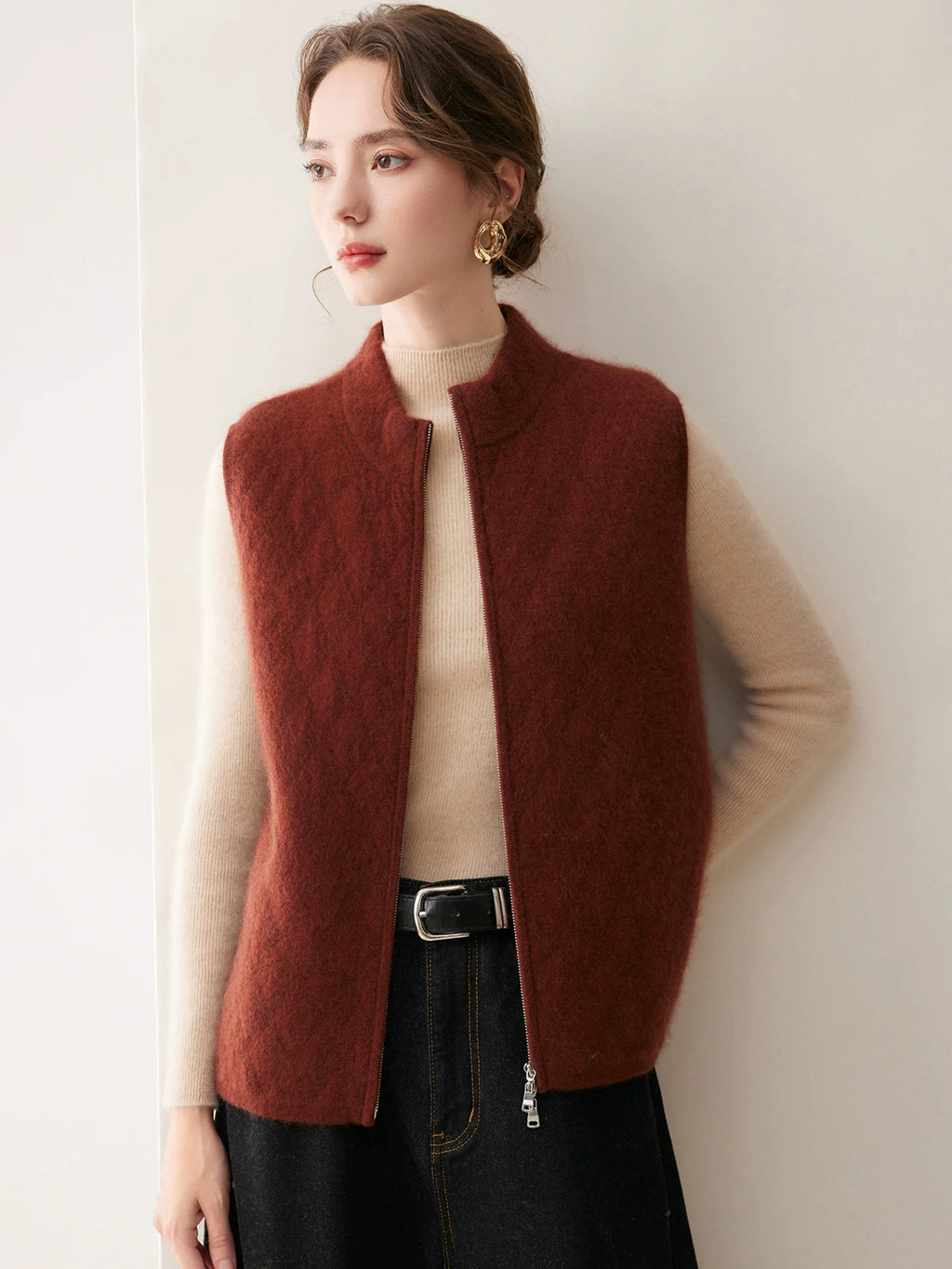 Women's Wool Fall Winter Vest Mandarin Collar Sleeveless Fleece-Lined Zip Cardigan Relaxed Fit Knit Outerwear for Office Outfits Everyday Work Date Night