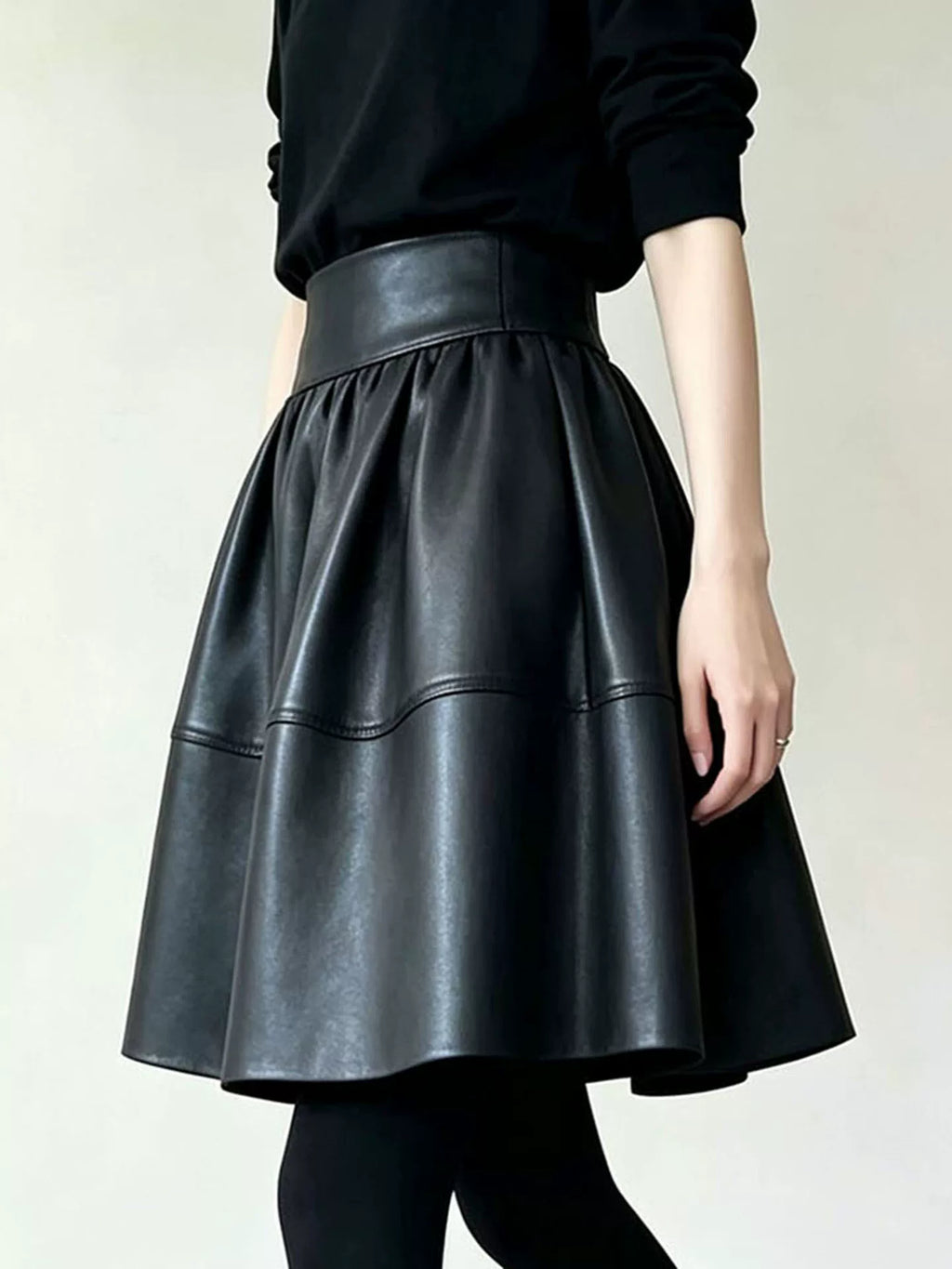 Women's Black Leather-look High-waist Slim-fit Skirt for Summer Outfits Office Weekend Slimming Everyday Date Night