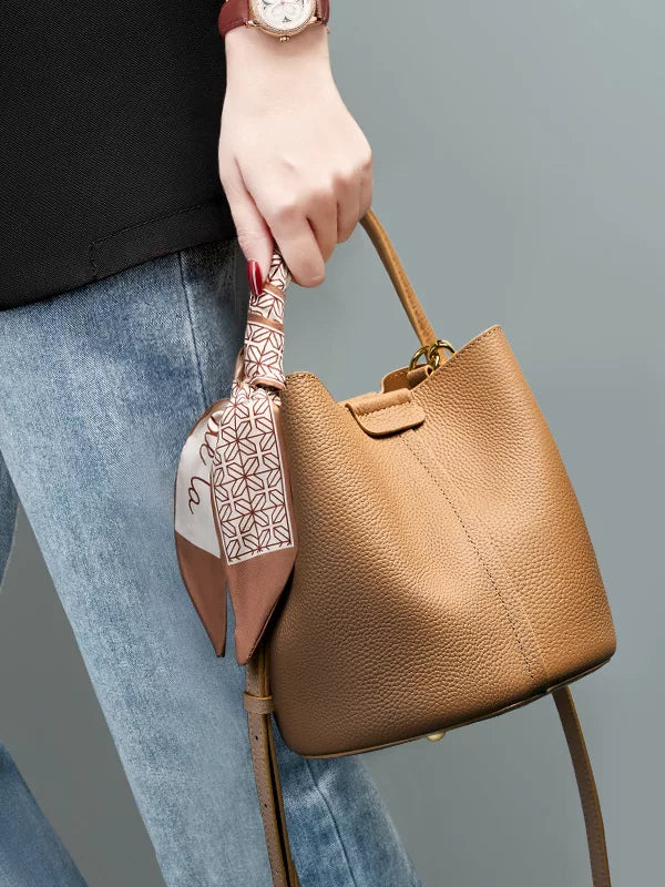 Women's Large-Capacity Leather Bucket Bag Drawstring Shoulder Purse Hobo for Everyday Use Travel Work Office School