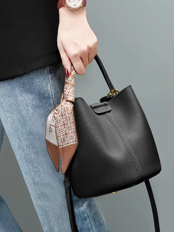 Women's Large-Capacity Leather Bucket Bag Drawstring Shoulder Purse Hobo for Everyday Use Travel Work Office School