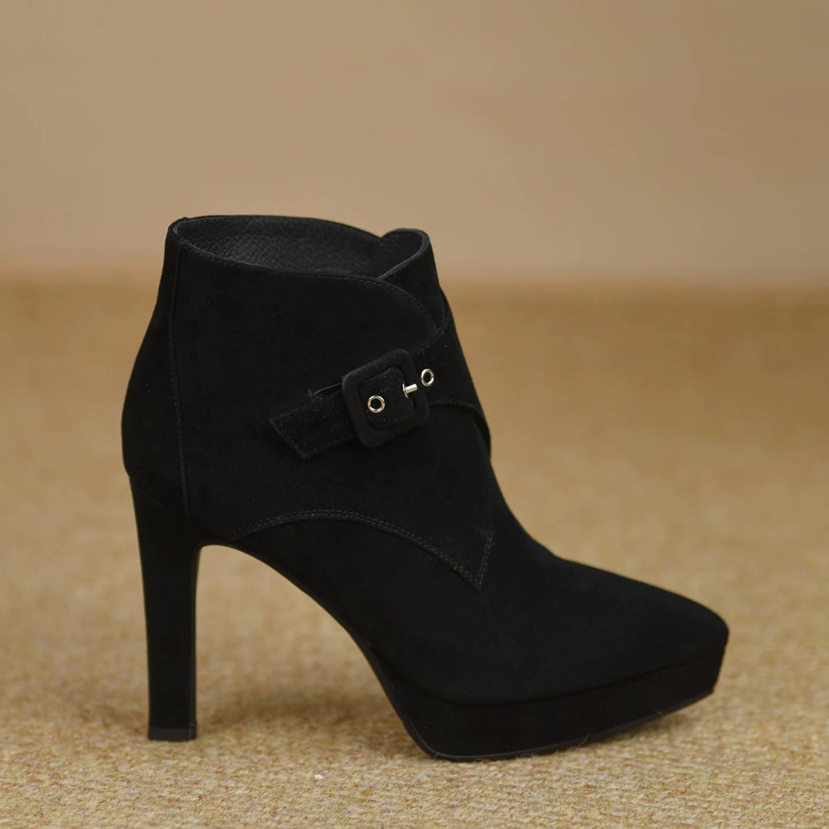 Black (unlined) / EU 34