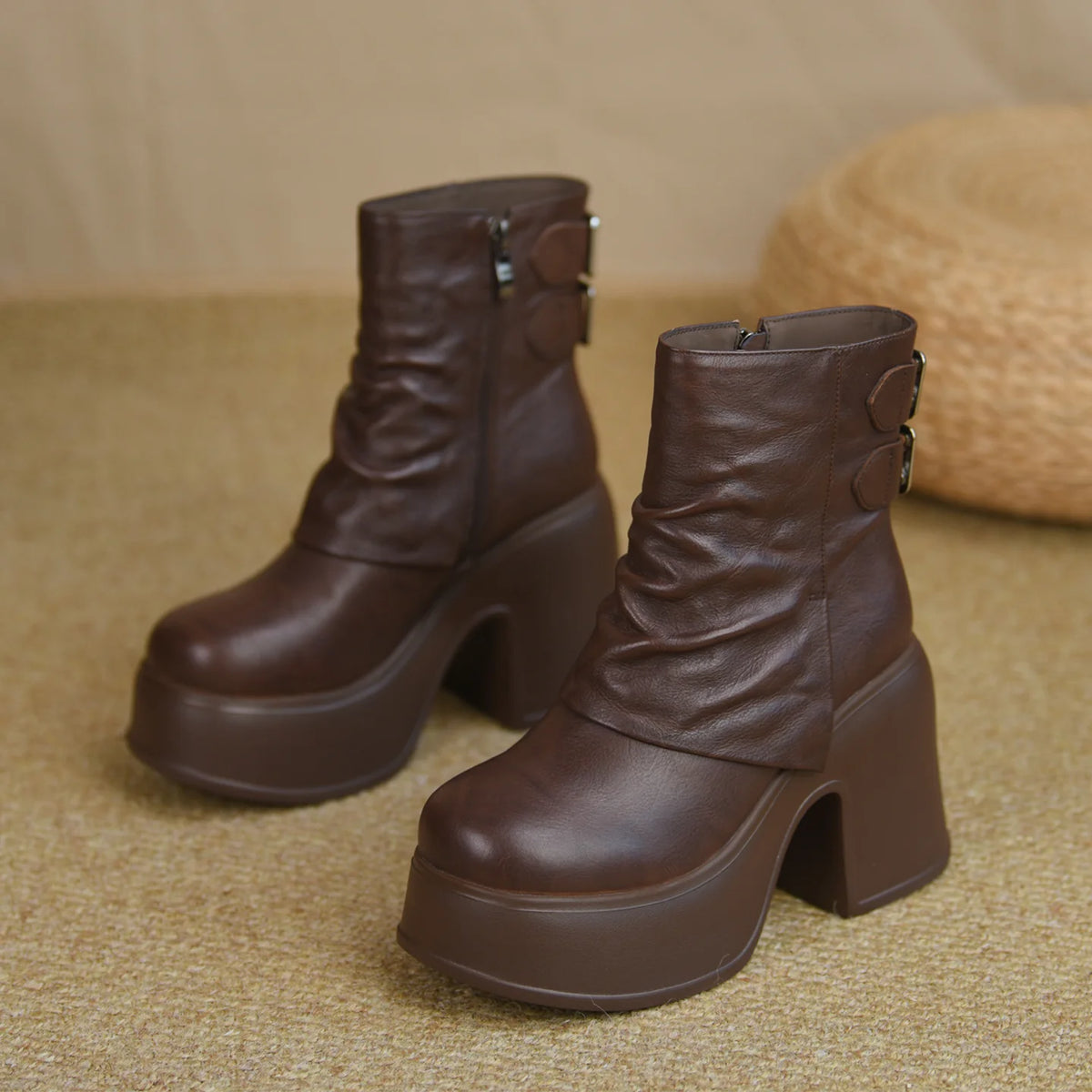 Brown (fleece lining) / EU 34