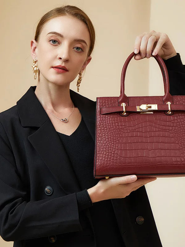 Women's Large-Capacity Leather Crossbody Bag for Travel and Sightseeing Everyday Casual Streetwear Date Night Office