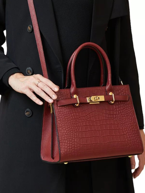 Women's Large-Capacity Leather Crossbody Bag for Travel and Sightseeing Everyday Casual Streetwear Date Night Office