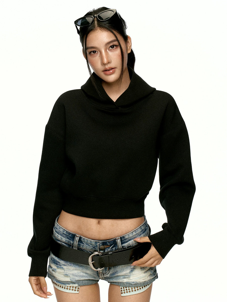 Women's Black Slim-Fit Cropped Relaxed Hoodie Sweatshirt for Casual Streetwear Fall Travel and Weekend Everyday Date Night