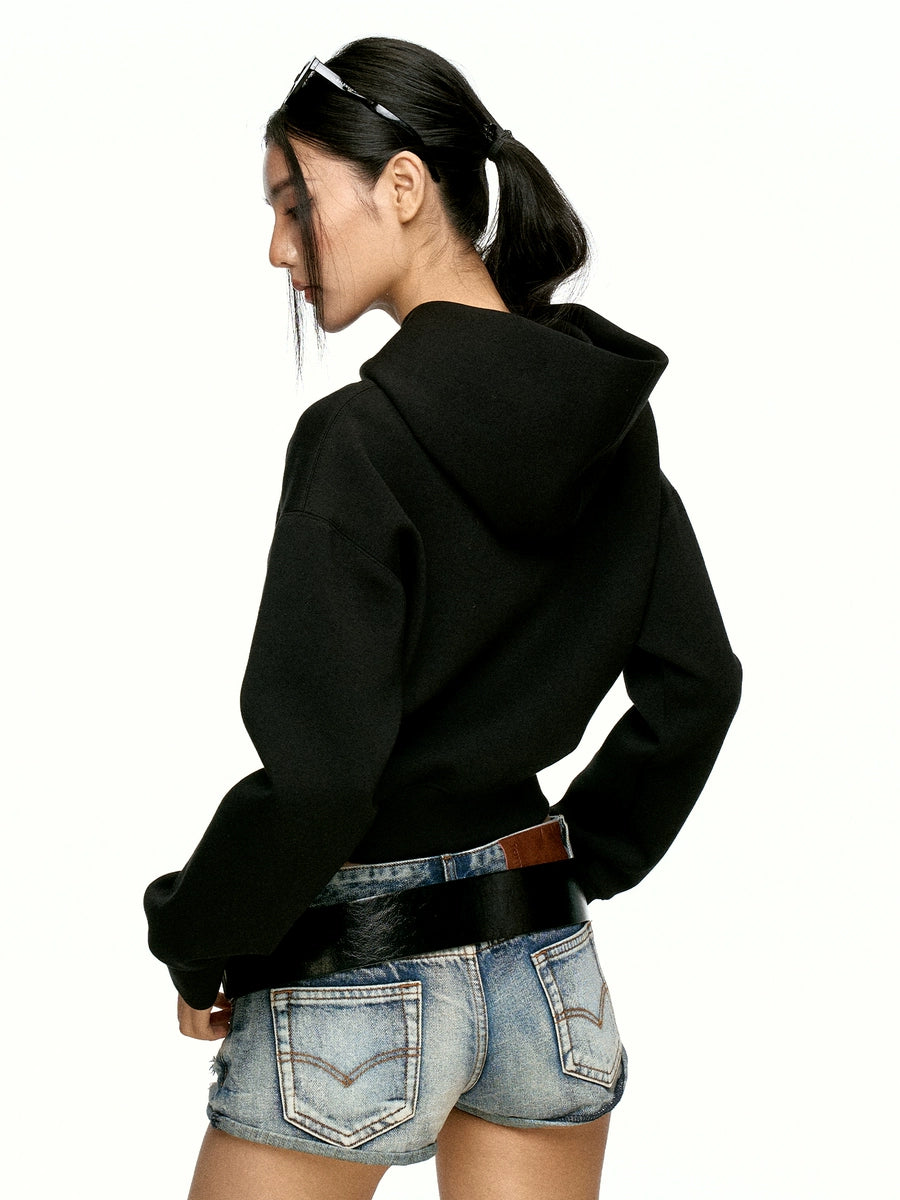 Women's Black Slim-Fit Cropped Relaxed Hoodie Sweatshirt for Casual Streetwear Fall Travel and Weekend Everyday Date Night