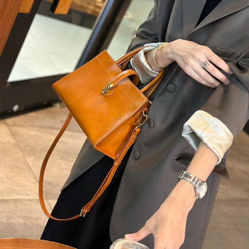 Women's Large-Capacity Office Workwear Retro Crossbody Bag for Travel and Sightseeing Everyday Casual Streetwear Date Night School