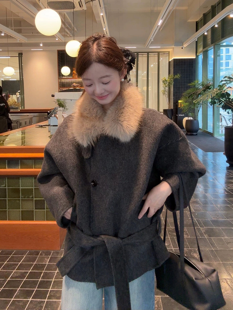 Women's Fur-collar Grey Slim-fit Korean-style Quiet-luxury Winter Coat for Fall Layering Travel Office Slimming Holiday Date Night