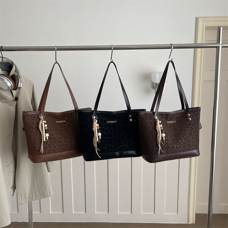 Women's Large-Capacity Minimalist Commute Fall Winter Office Workwear Tote Bag Shoulder Crossbody Purse Work and Travel